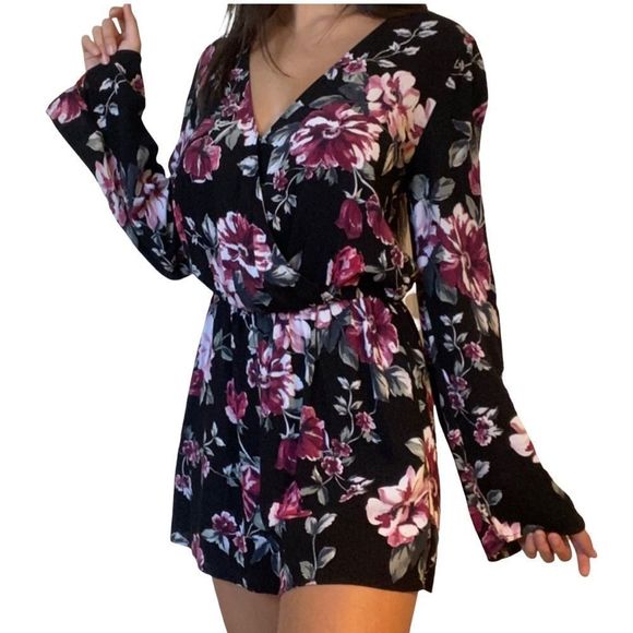 La Hearts Pants - LA HEARTS Long Sleeve Floral Romper Lace-up Back XS
